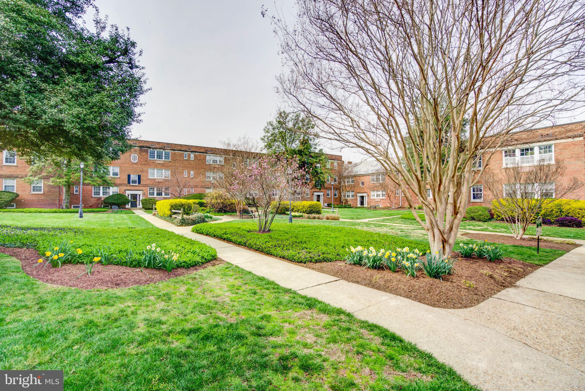 POTOWMACK CROSSING - Residential