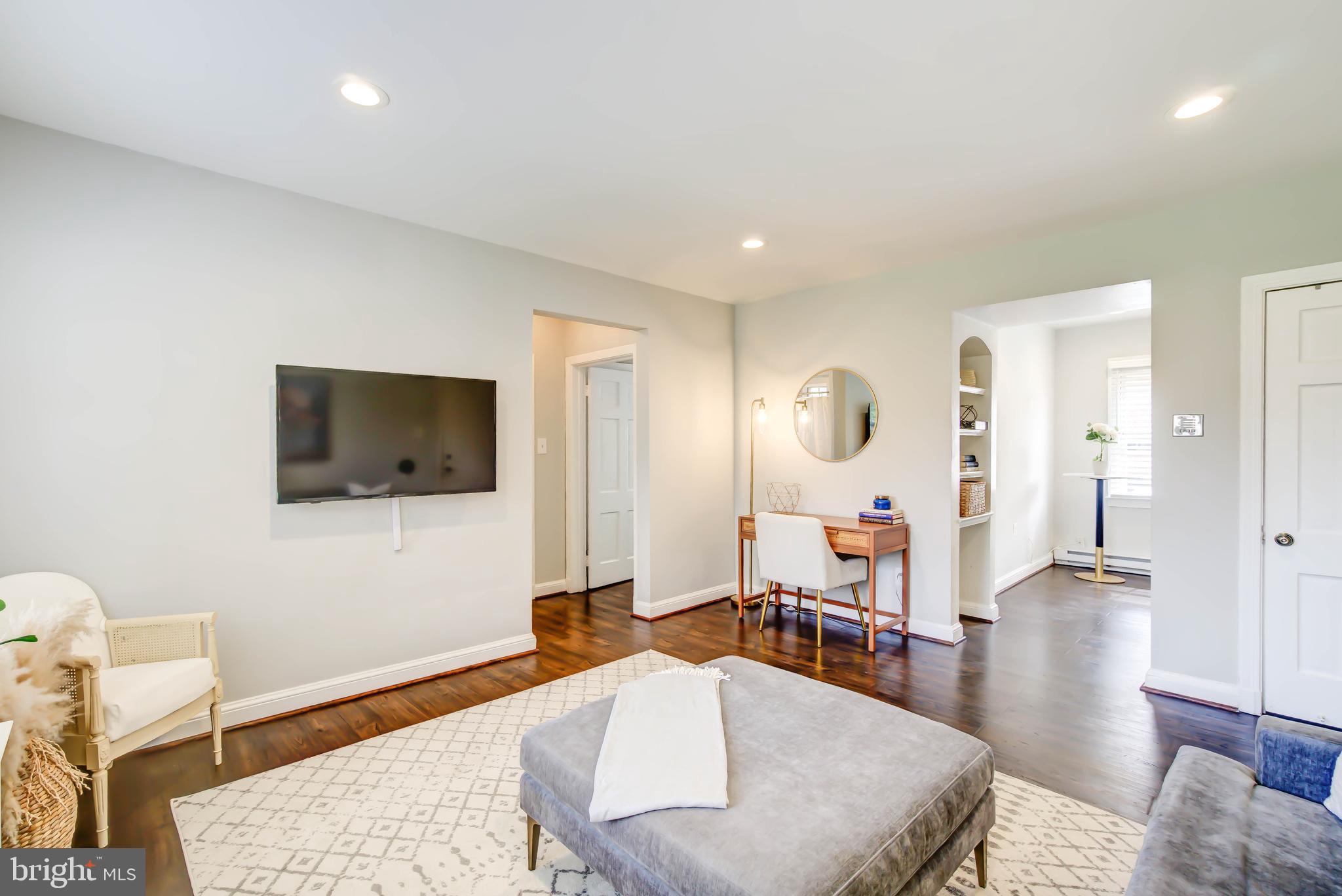 POTOWMACK CROSSING - Residential