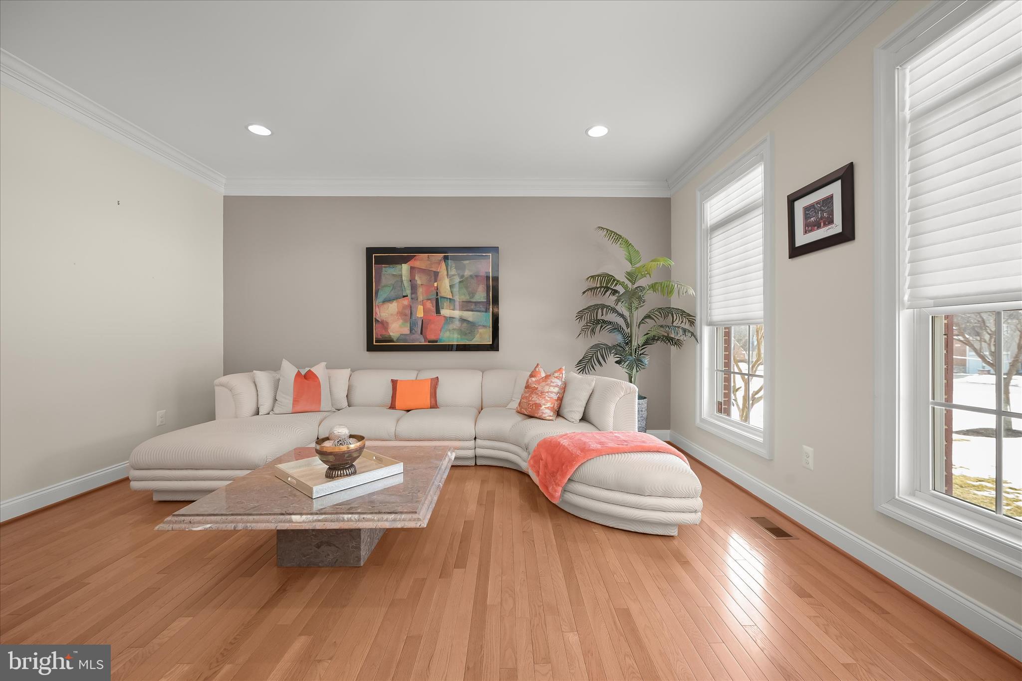 RIVERWOOD - Residential