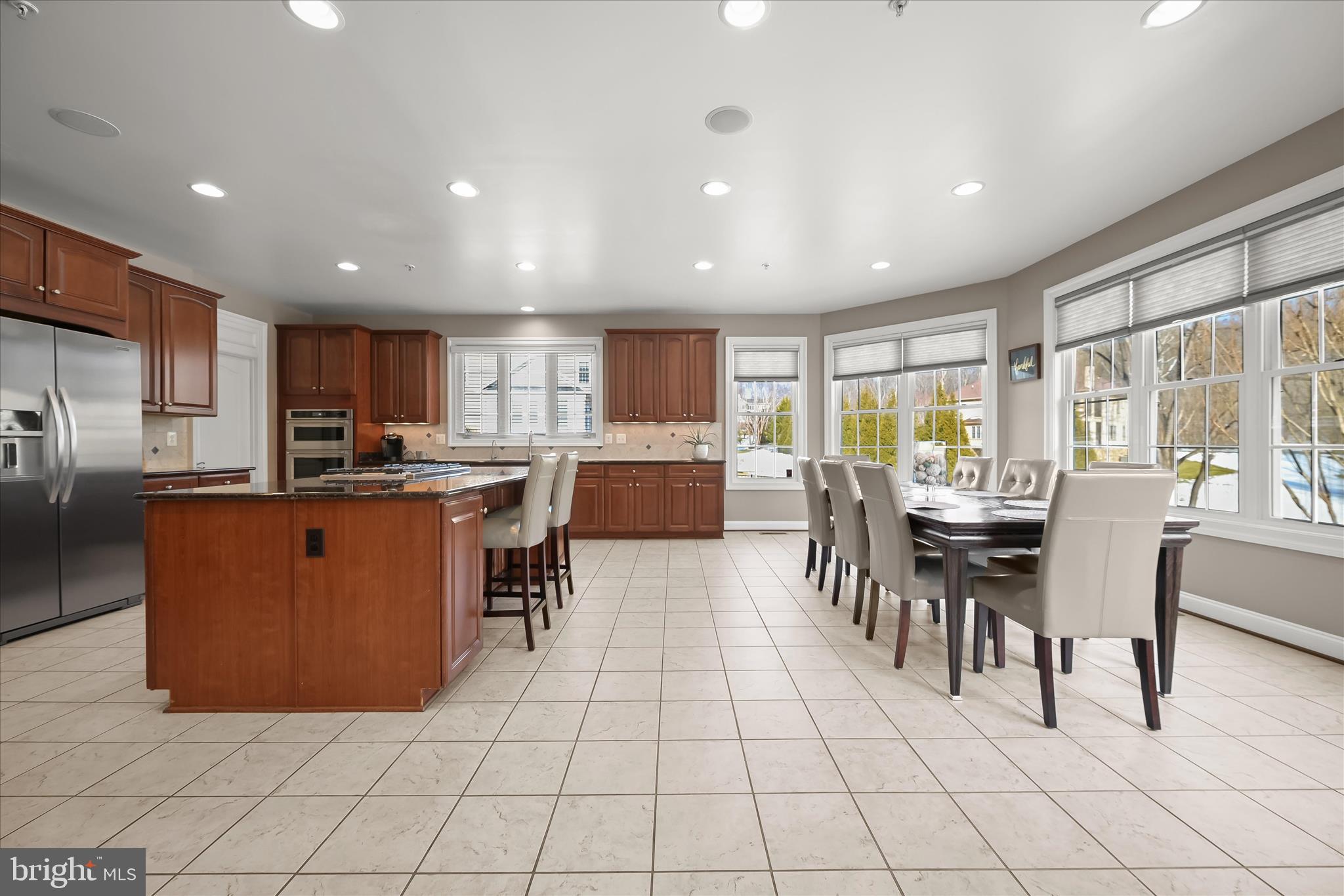 RIVERWOOD - Residential