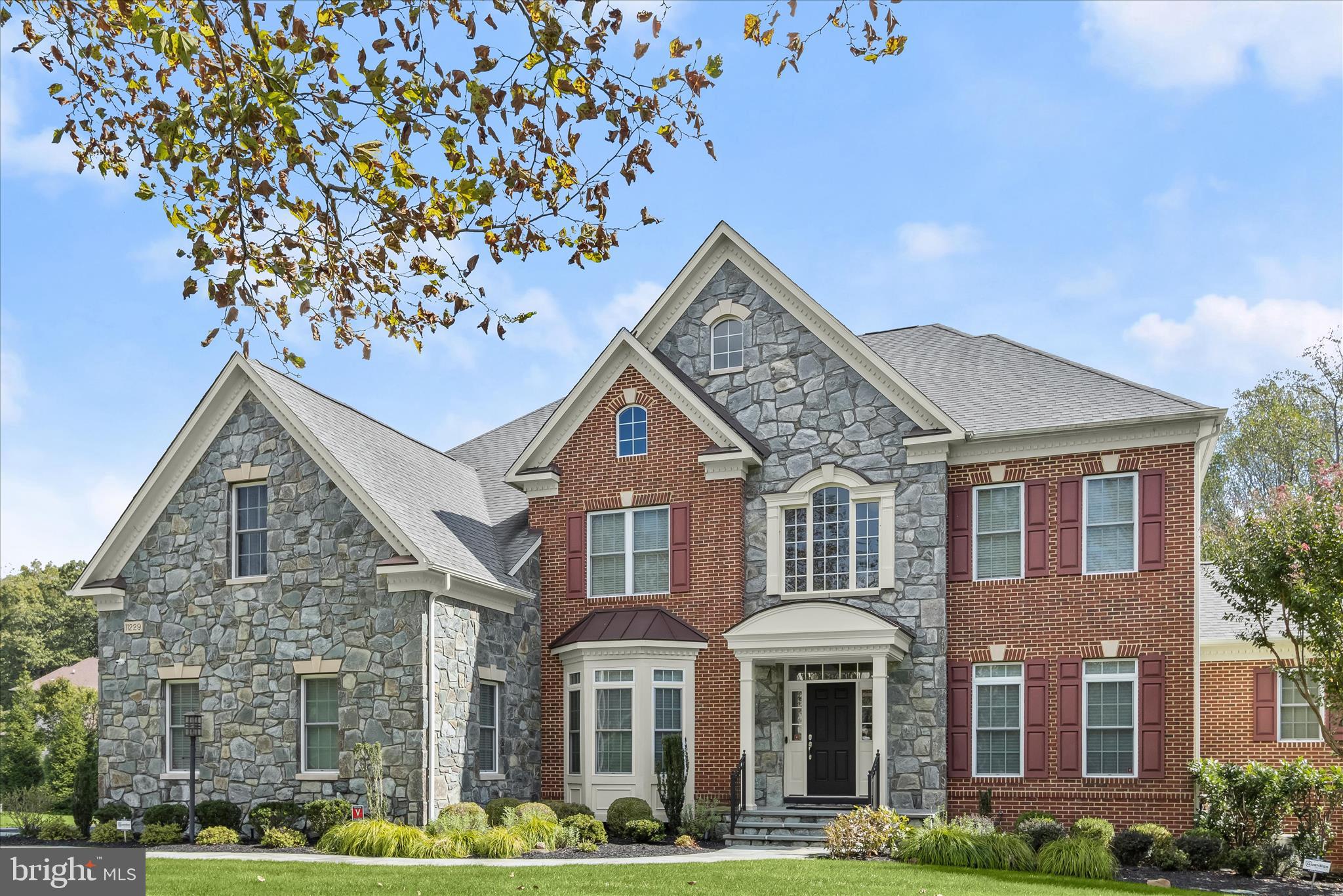 RIVERWOOD - Residential