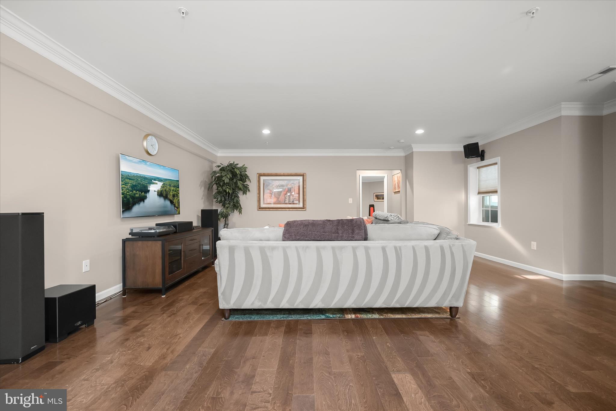 RIVERWOOD - Residential