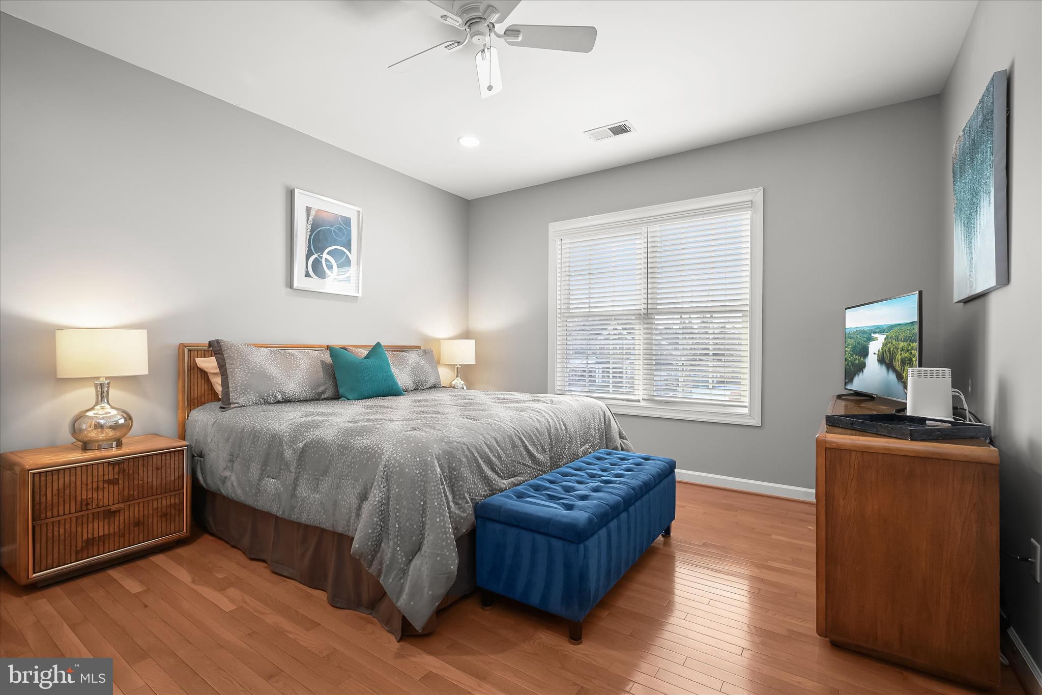 RIVERWOOD - Residential