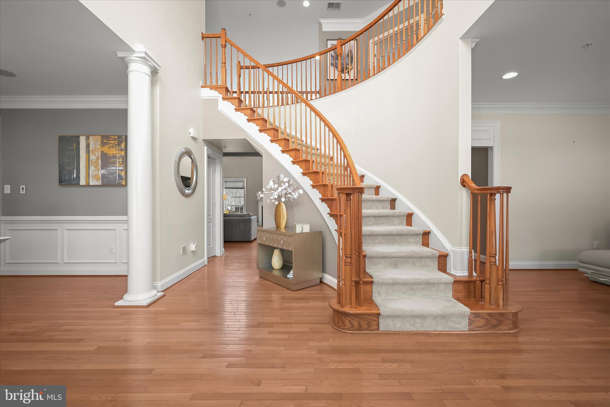 RIVERWOOD - Residential