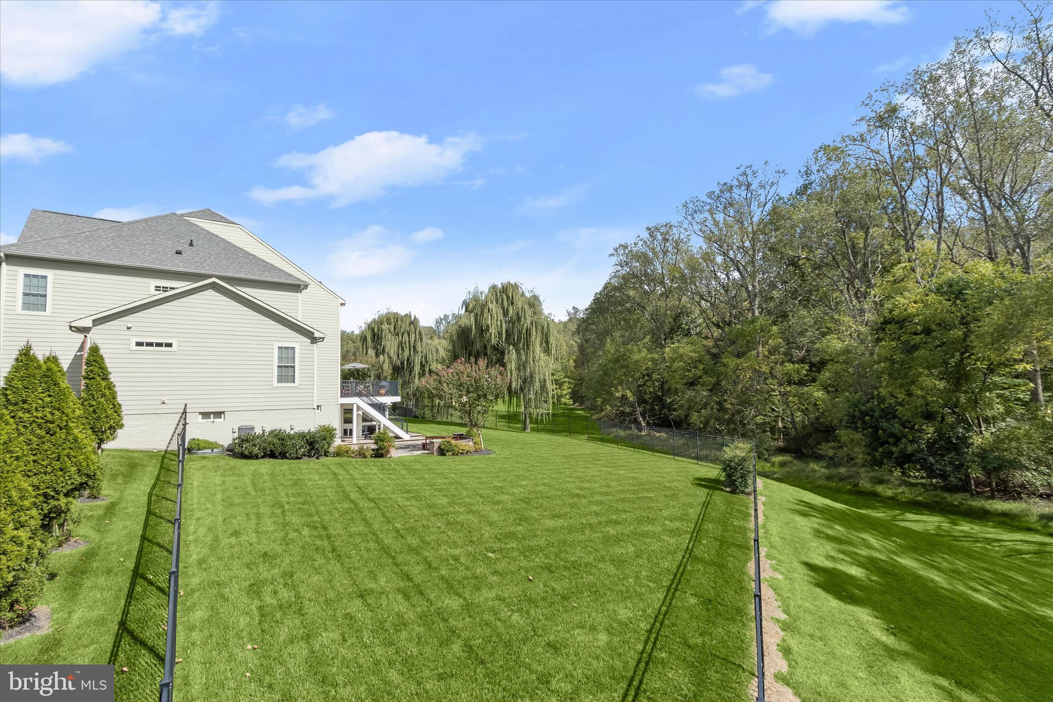 RIVERWOOD - Residential