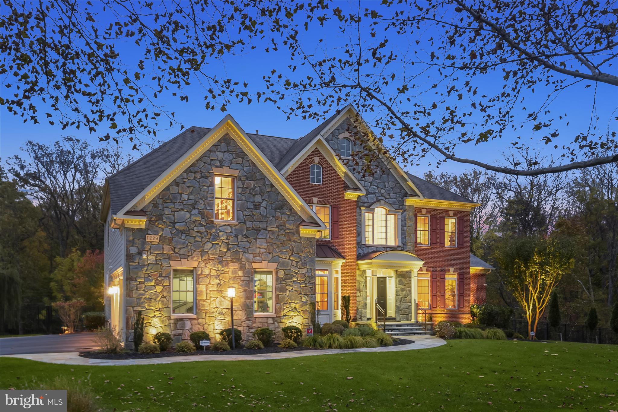 RIVERWOOD - Residential