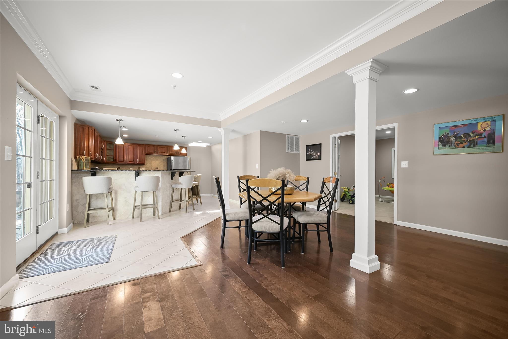 RIVERWOOD - Residential