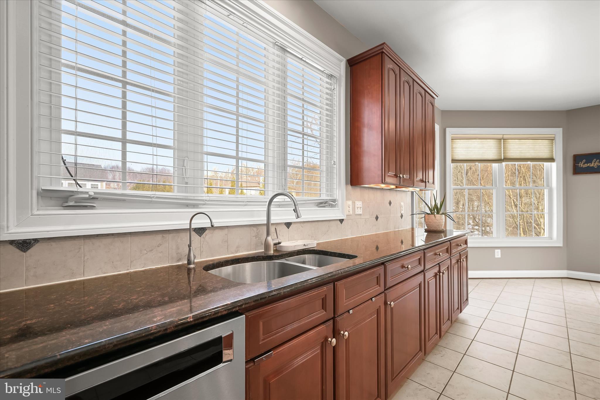 RIVERWOOD - Residential