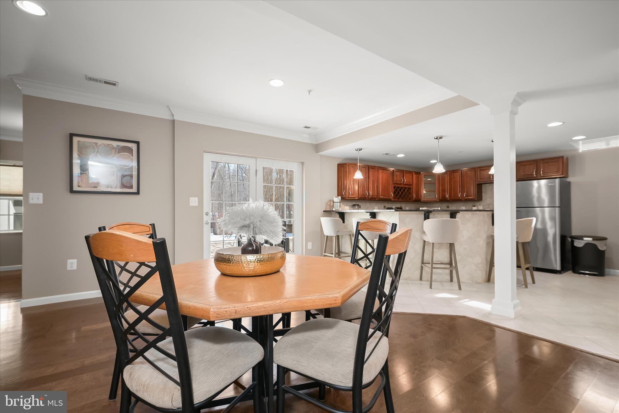 RIVERWOOD - Residential