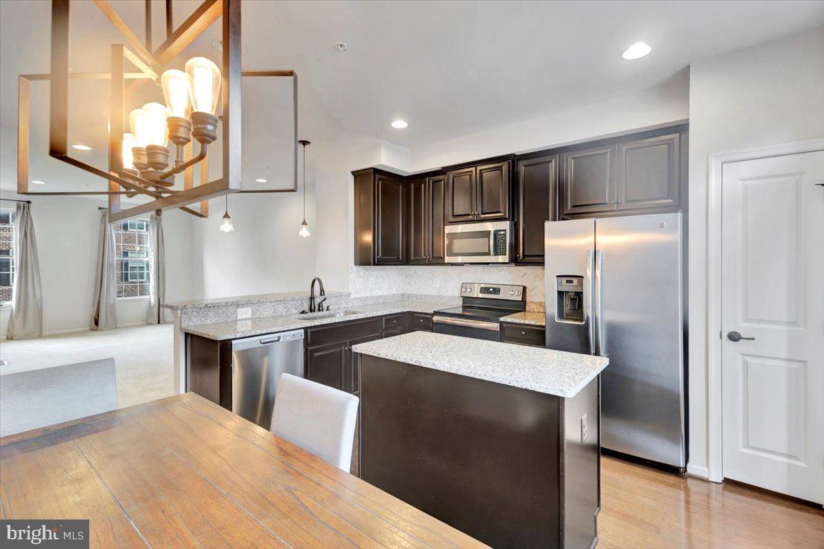 OLDHAM CROSSING - Residential