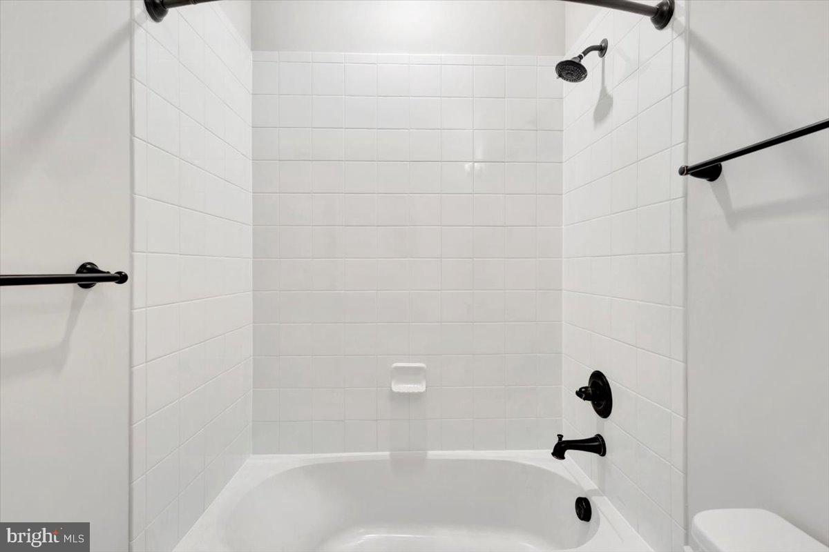 OLDHAM CROSSING - Residential