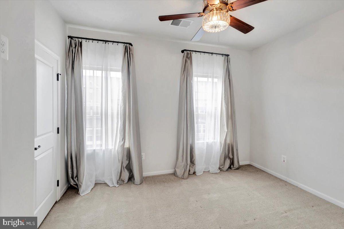 OLDHAM CROSSING - Residential