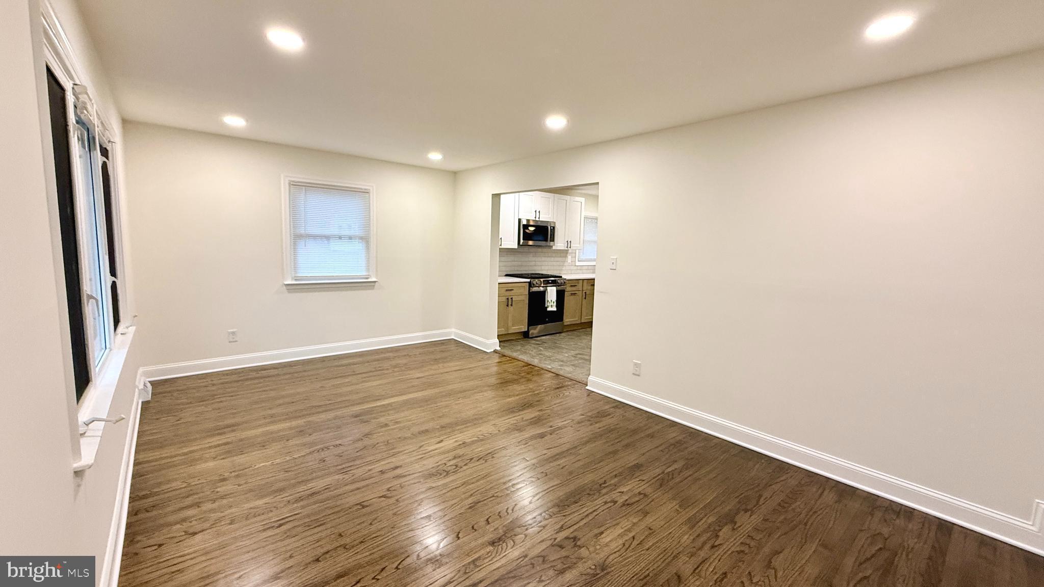 115 GLOUCESTER AVENUE