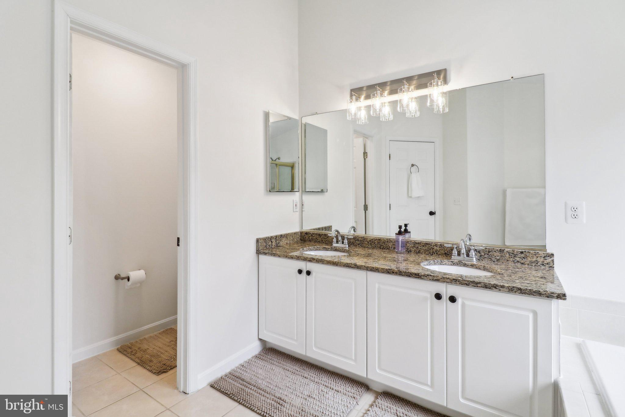 CHANCERY SQUARE - Residential