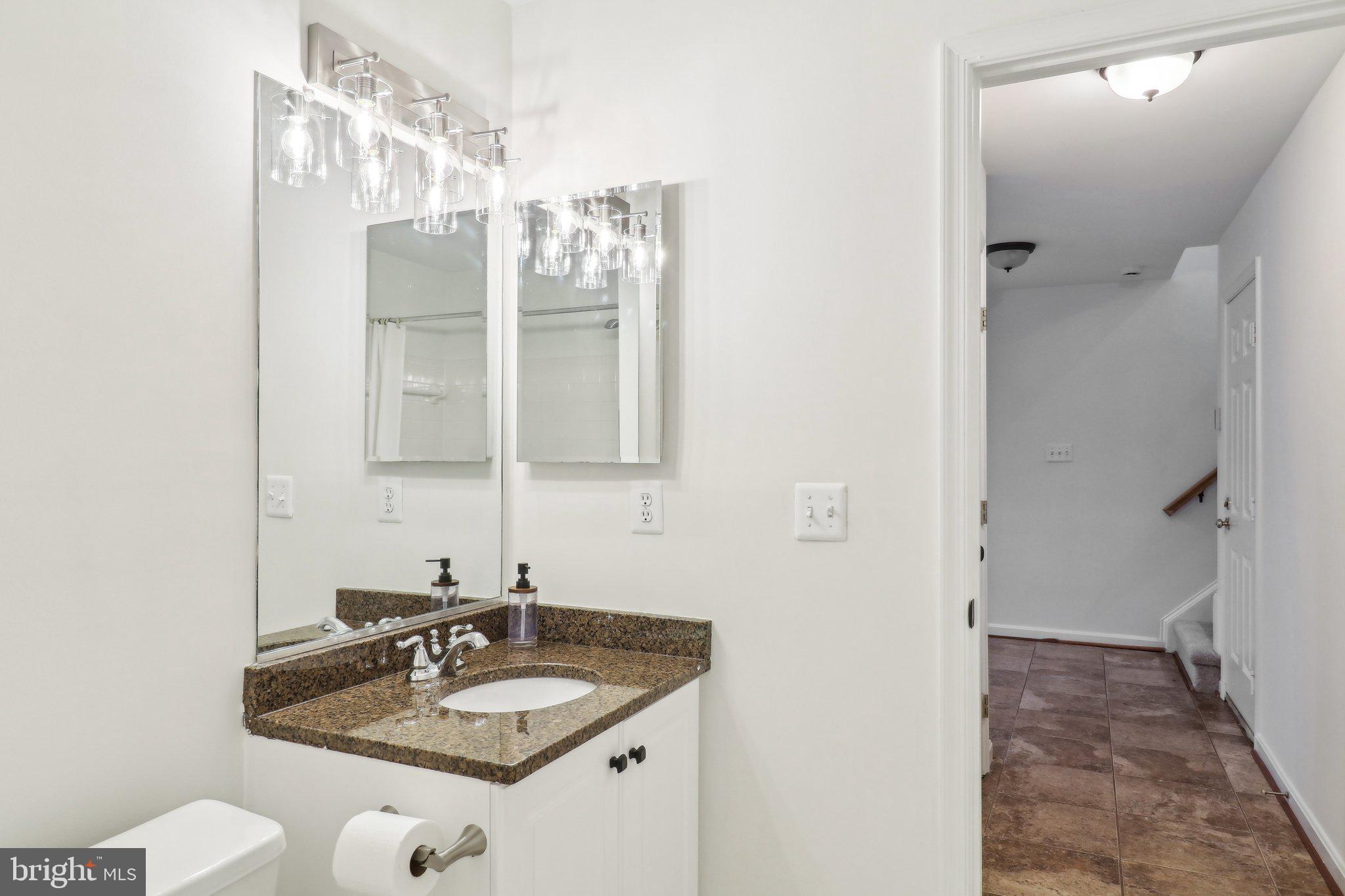 CHANCERY SQUARE - Residential