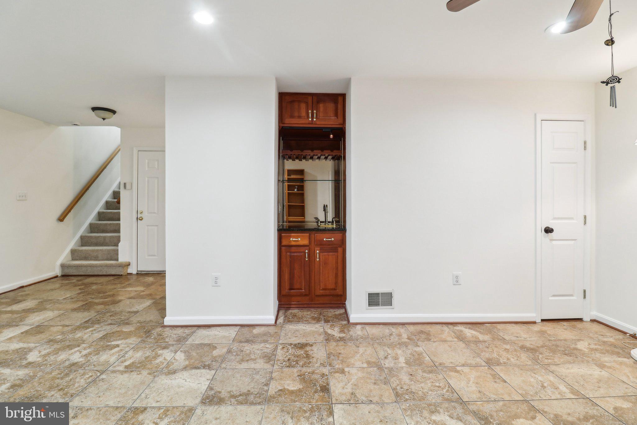 CHANCERY SQUARE - Residential