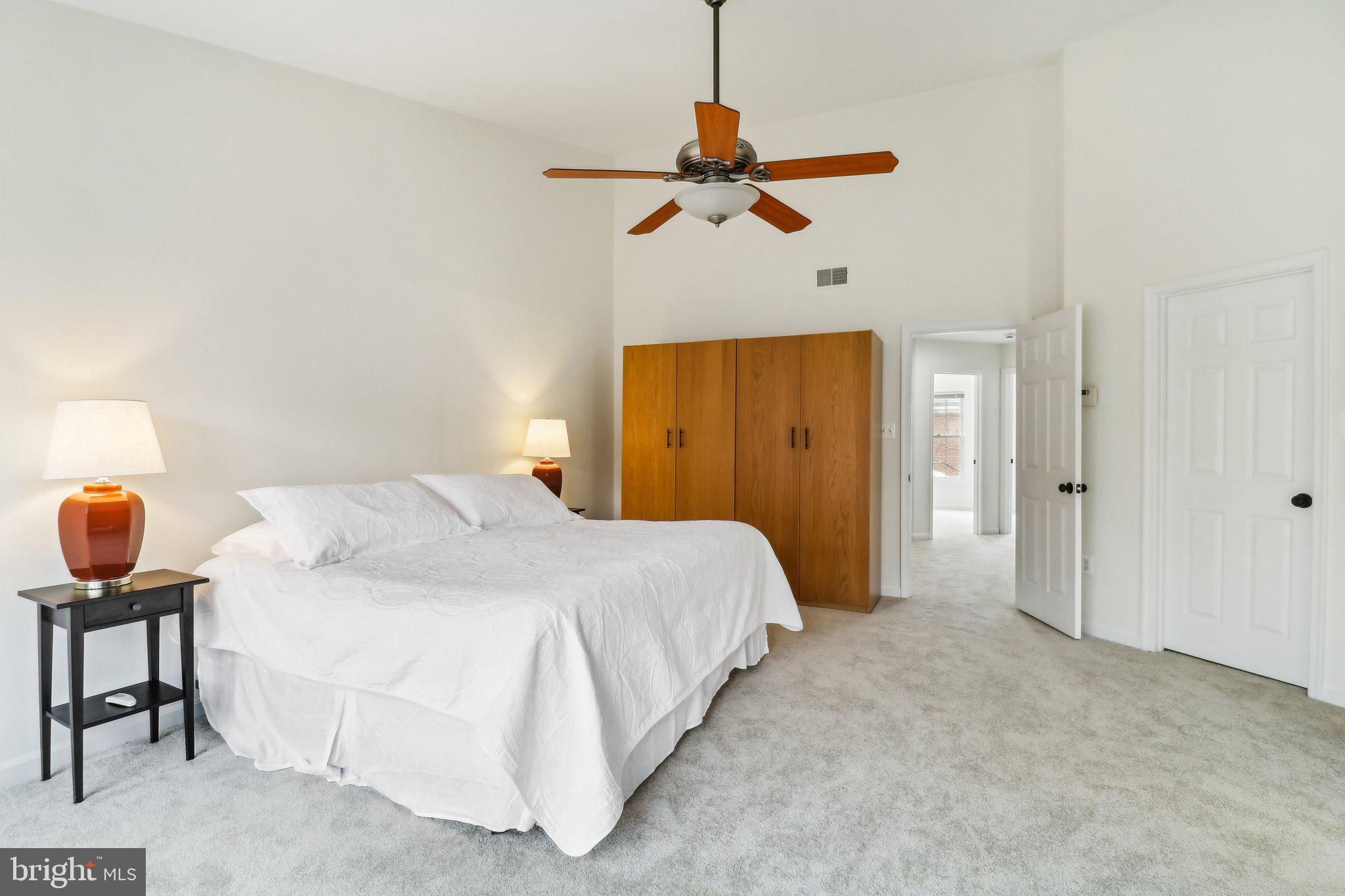 CHANCERY SQUARE - Residential