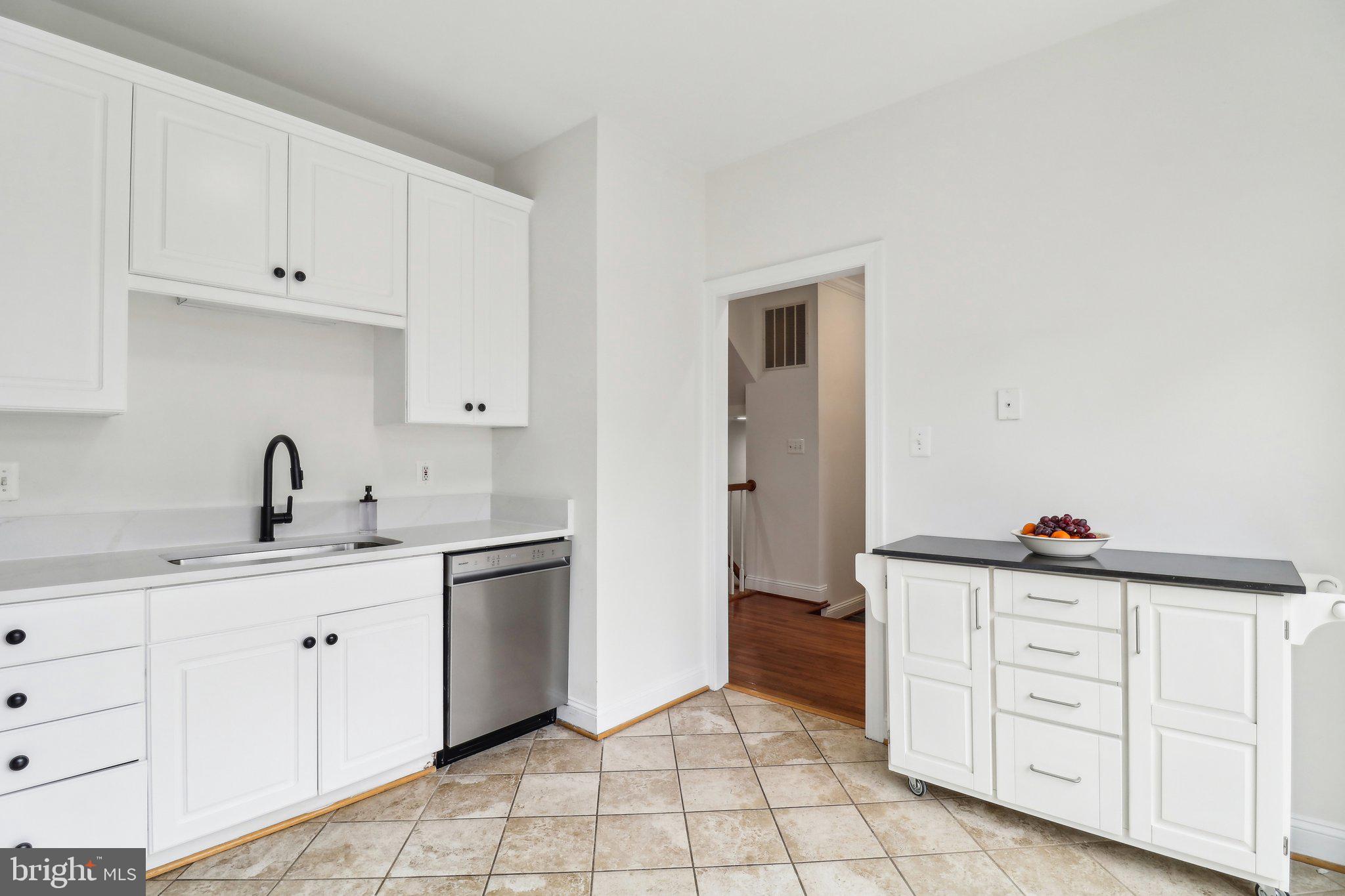 CHANCERY SQUARE - Residential