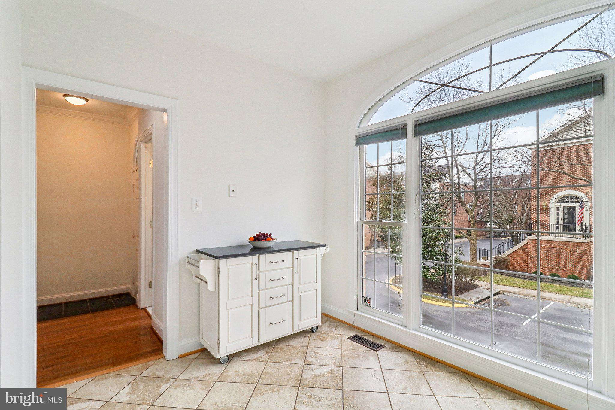 CHANCERY SQUARE - Residential