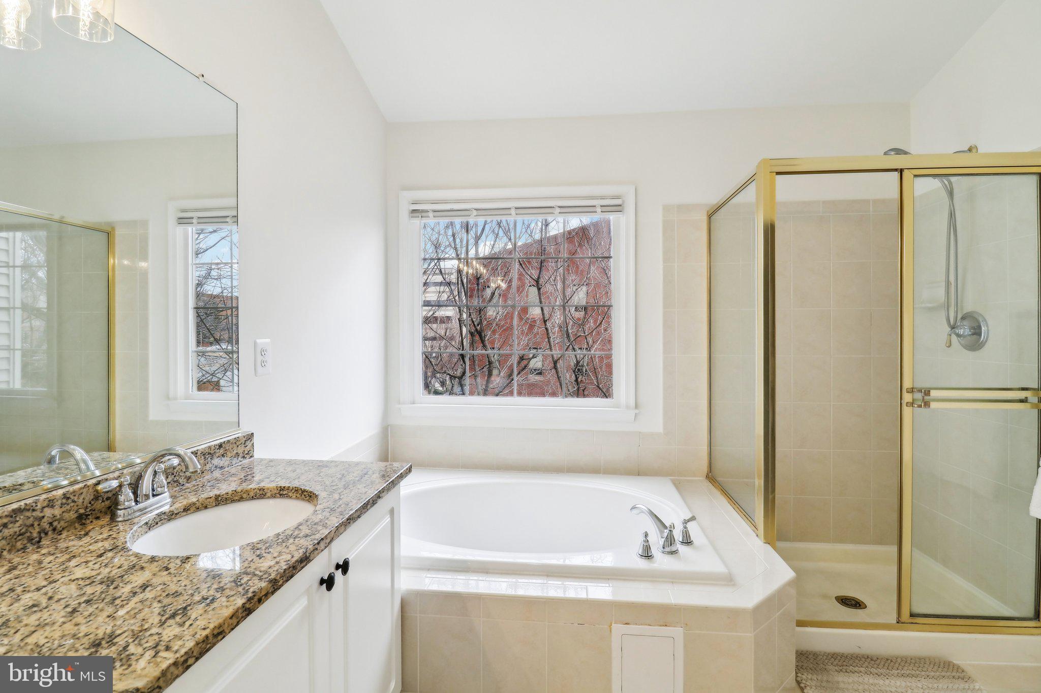 CHANCERY SQUARE - Residential