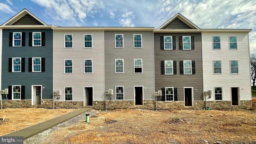 Model home located at 191 White Violet Way. Builder Offering $7,500 in Closing Costs, thirty day delivery! Standard upgrades include, tiled shower in primary bathroom, slow close cabinets, granite countertops and more. Lower Level includes a bedroom with a large walk-in closet, full bathroom and large recreation room. On the middle level you will see an open concept with a L-shaped kitchen, half bath, room for dining area and large family room. The upper level consists of large primary bedroom, primary bathroom with tiled shower and walk-in closet. Another large bedroom with bathroom and walk in closet.