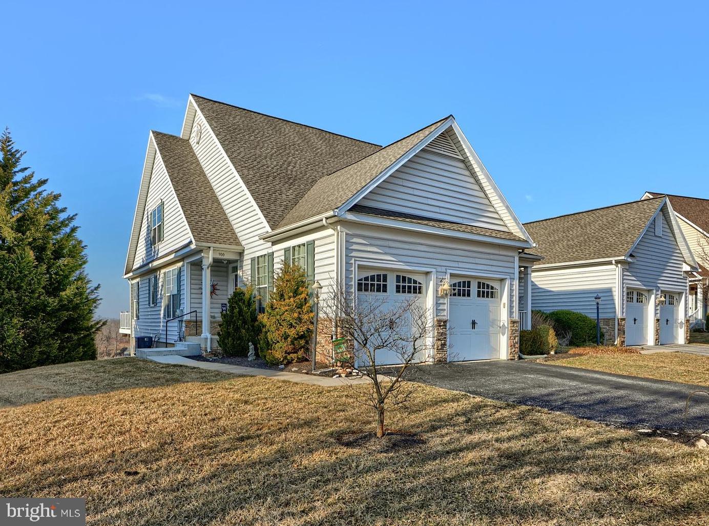 LOGANS RESERVE - Residential