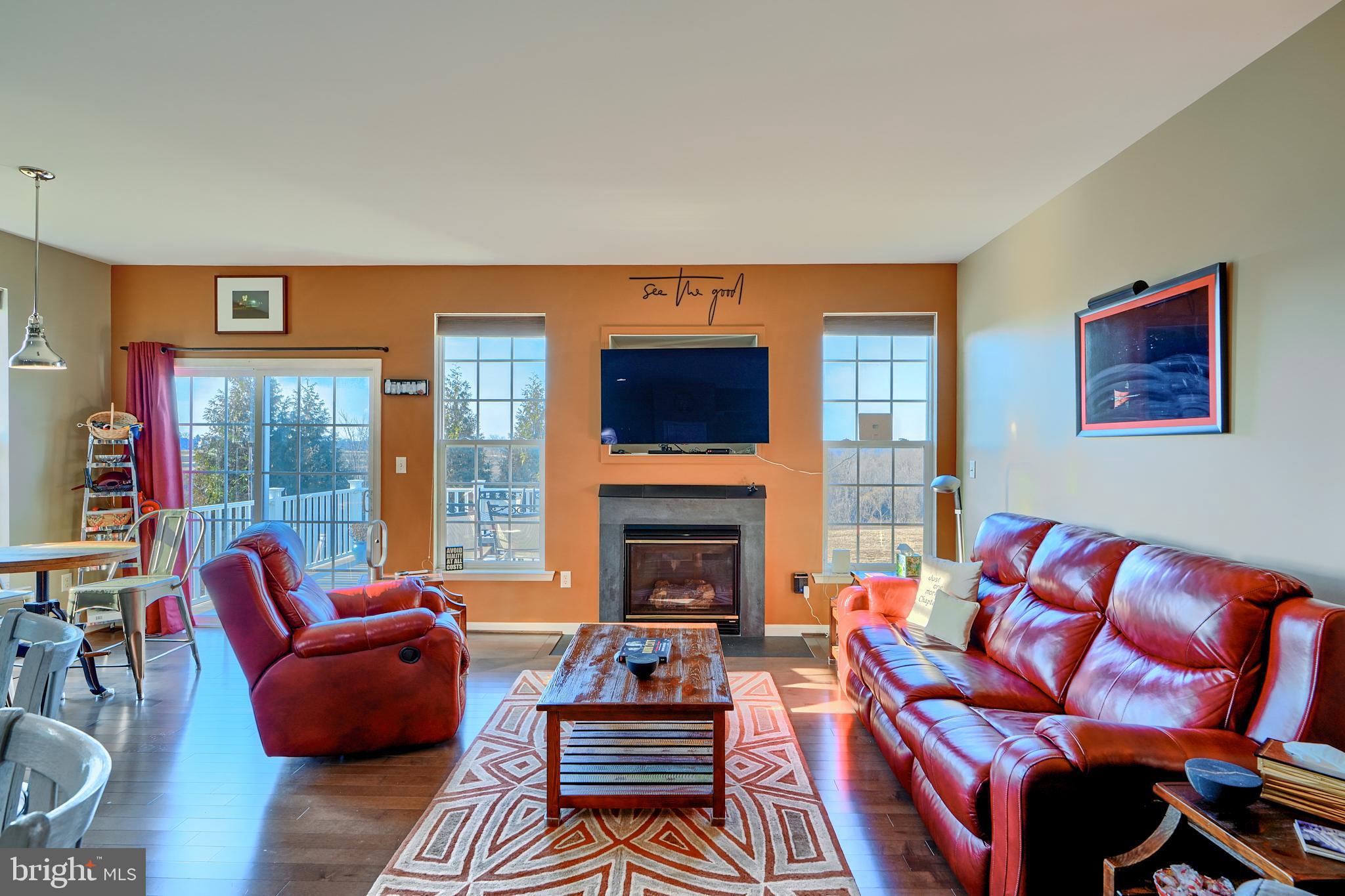 LOGANS RESERVE - Residential