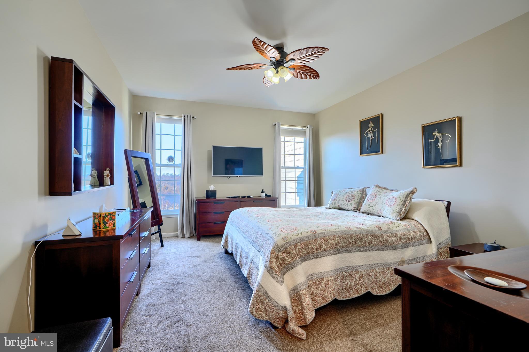 LOGANS RESERVE - Residential