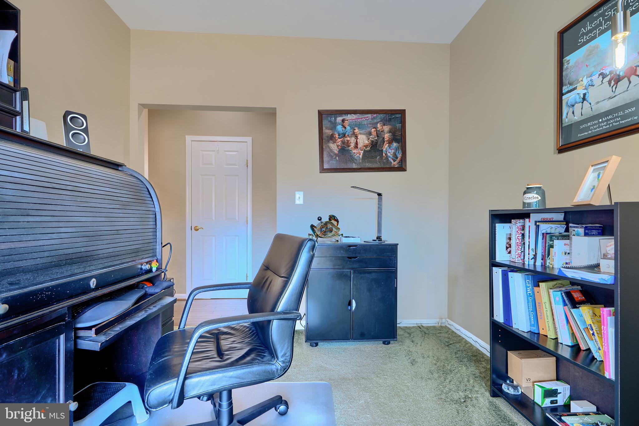 LOGANS RESERVE - Residential