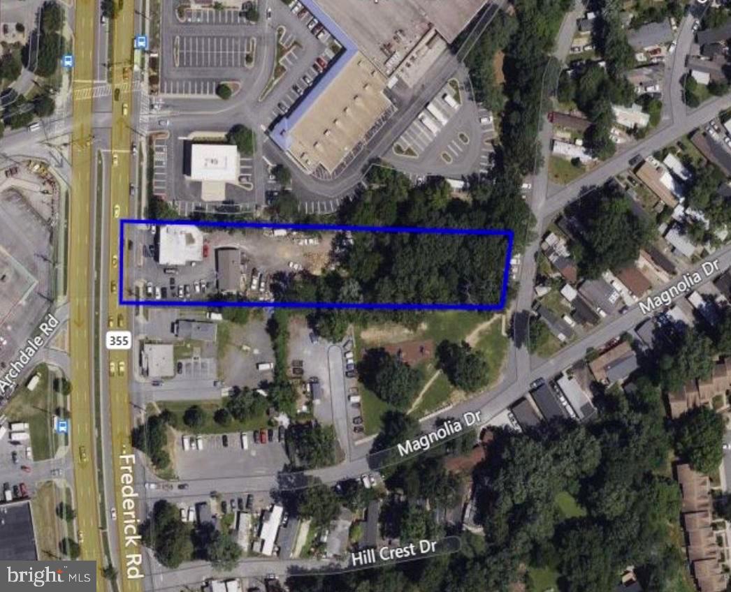 PLUMGAR - Commercial Sale