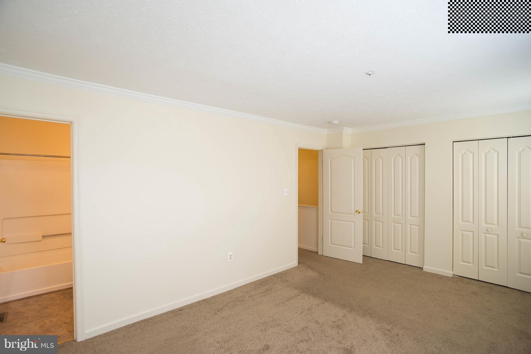 SOUTH HAMPTON SUB - Residential