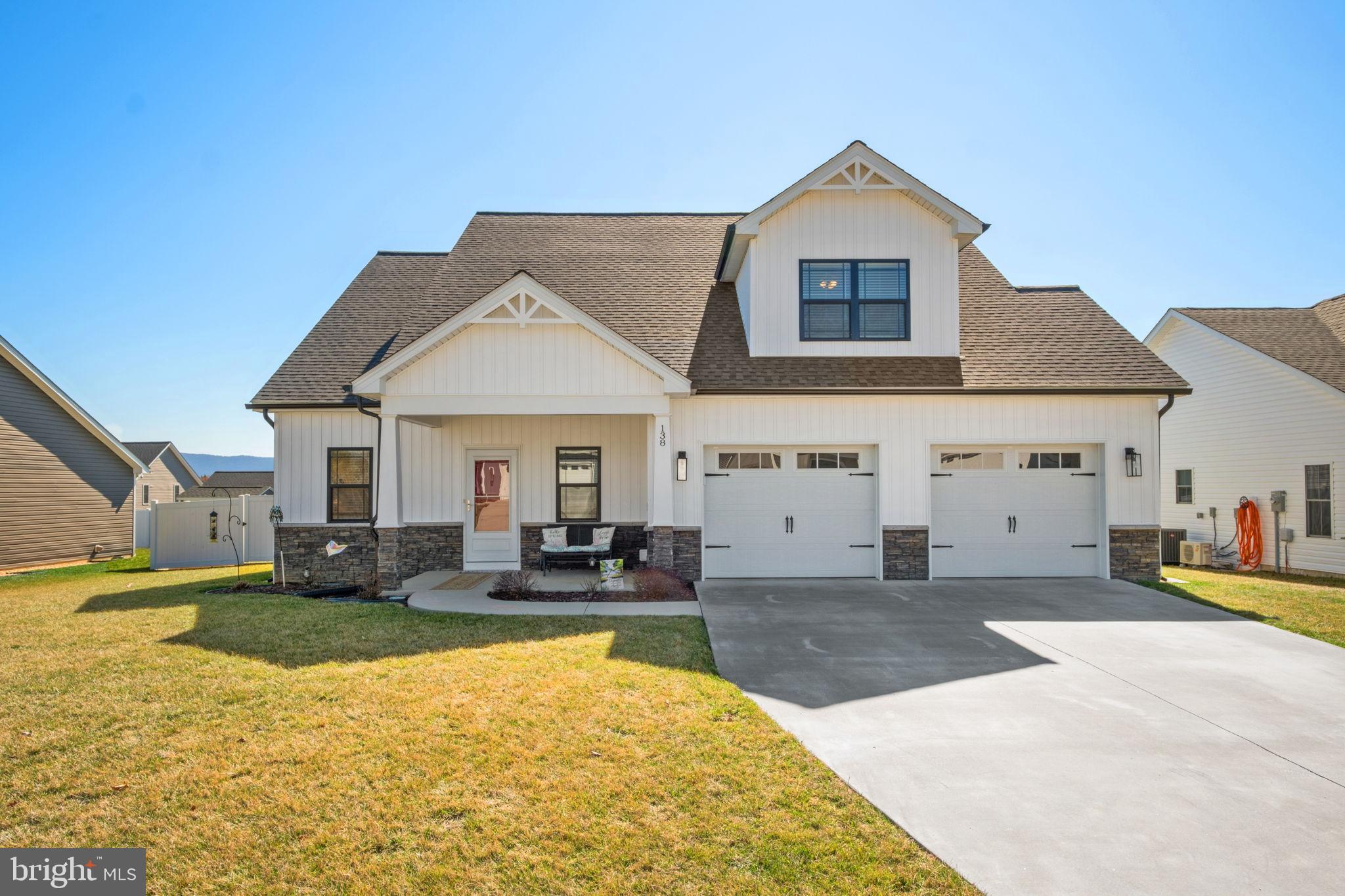 BRIDGEPORT - Residential