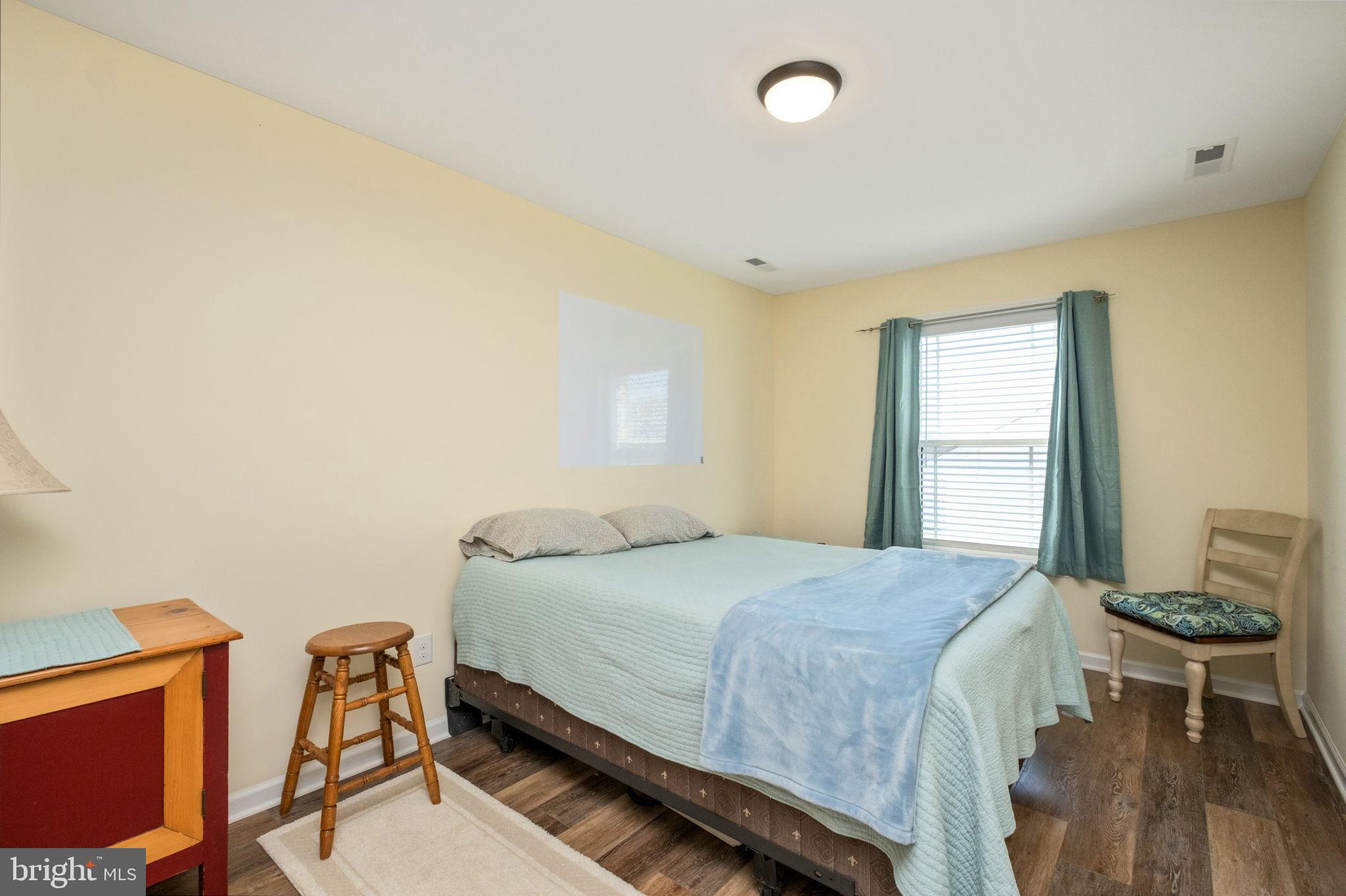 BRIDGEPORT - Residential