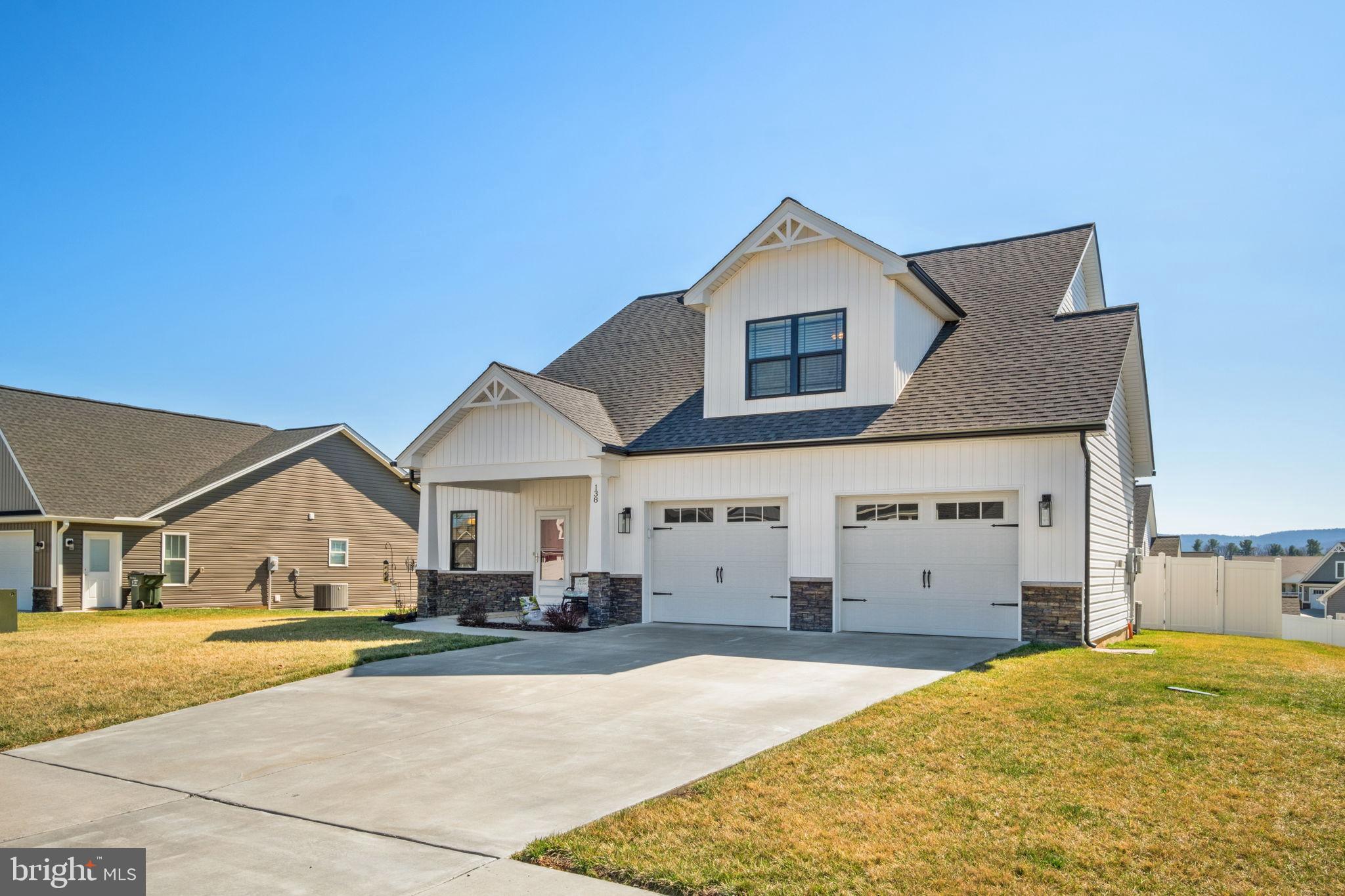 BRIDGEPORT - Residential