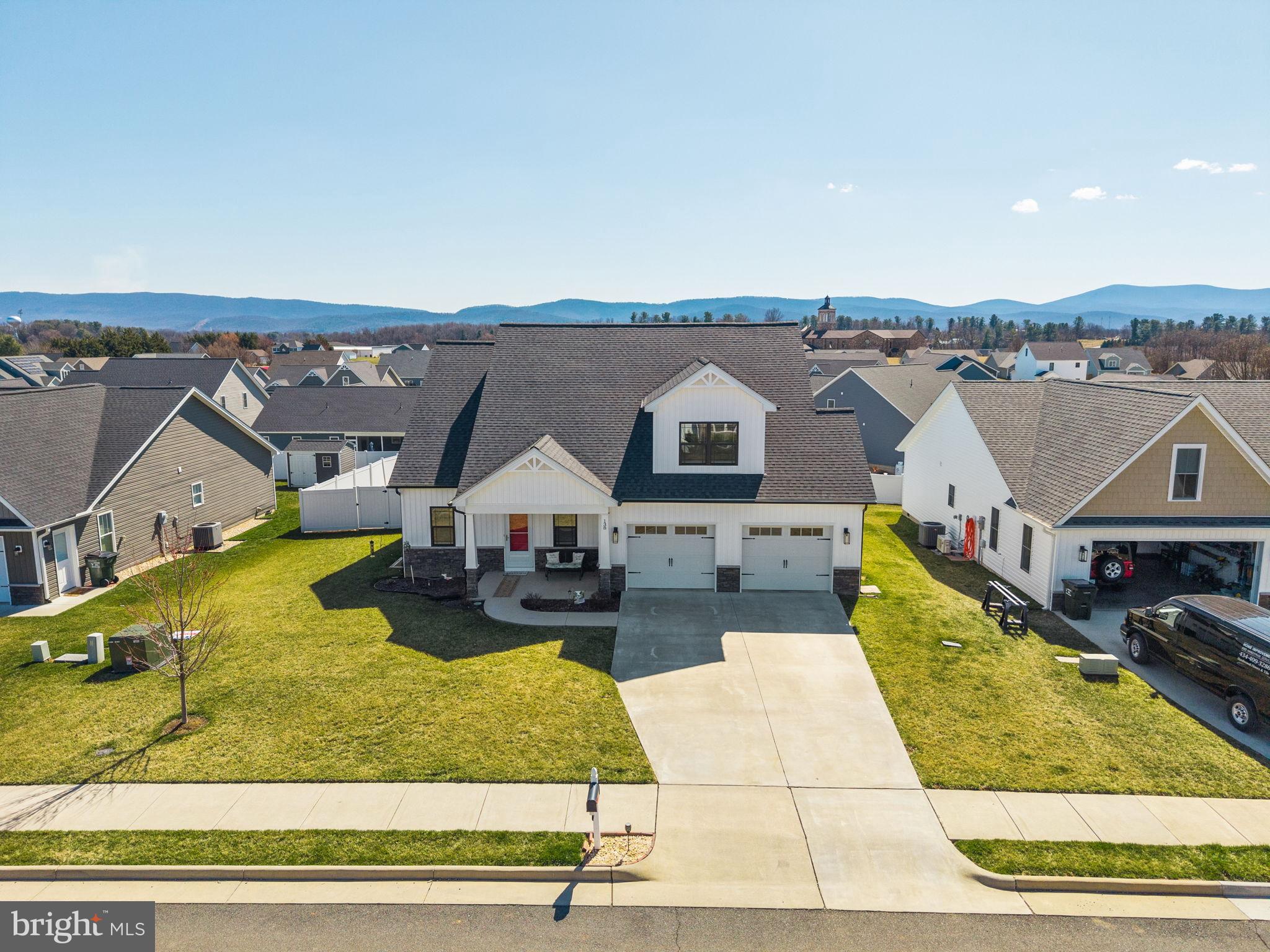 BRIDGEPORT - Residential