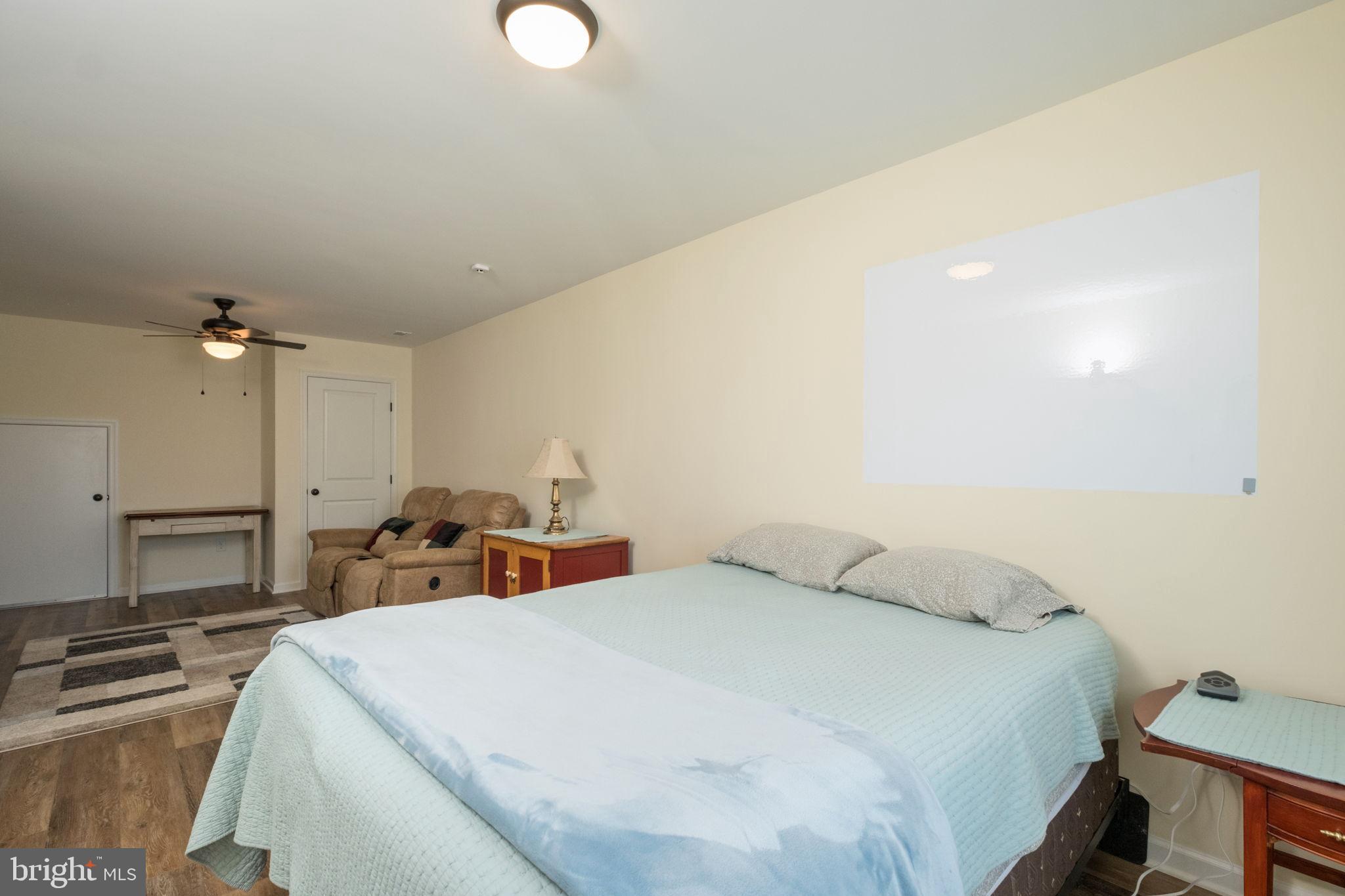 BRIDGEPORT - Residential