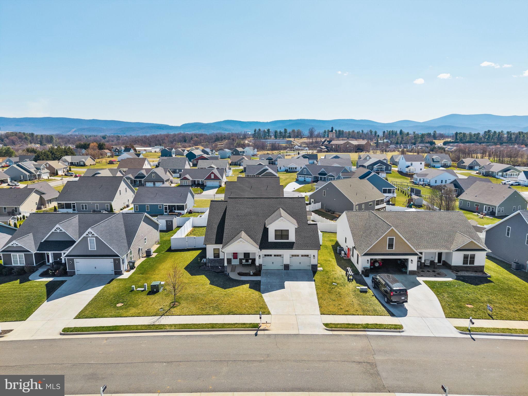 BRIDGEPORT - Residential