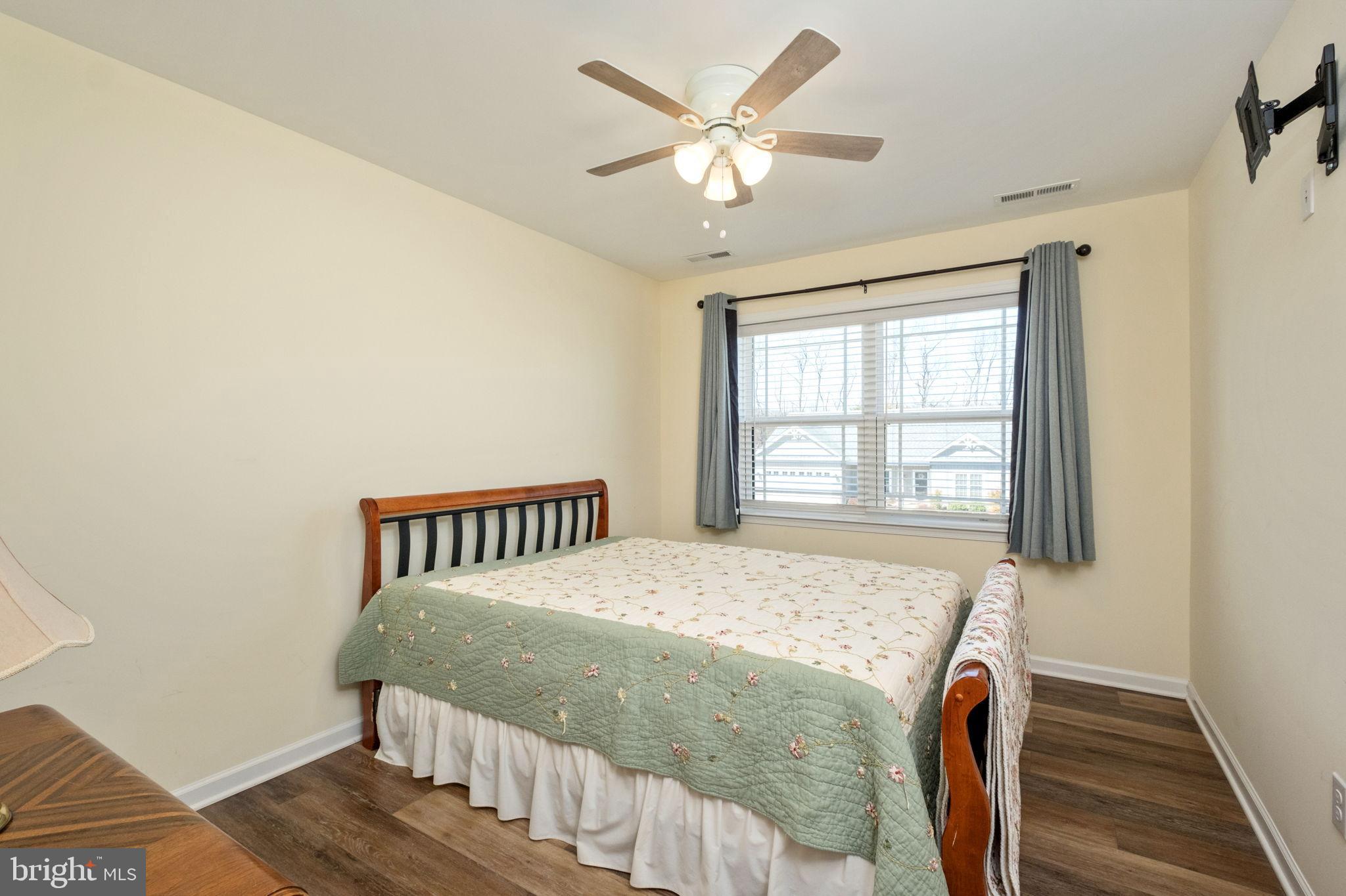 BRIDGEPORT - Residential