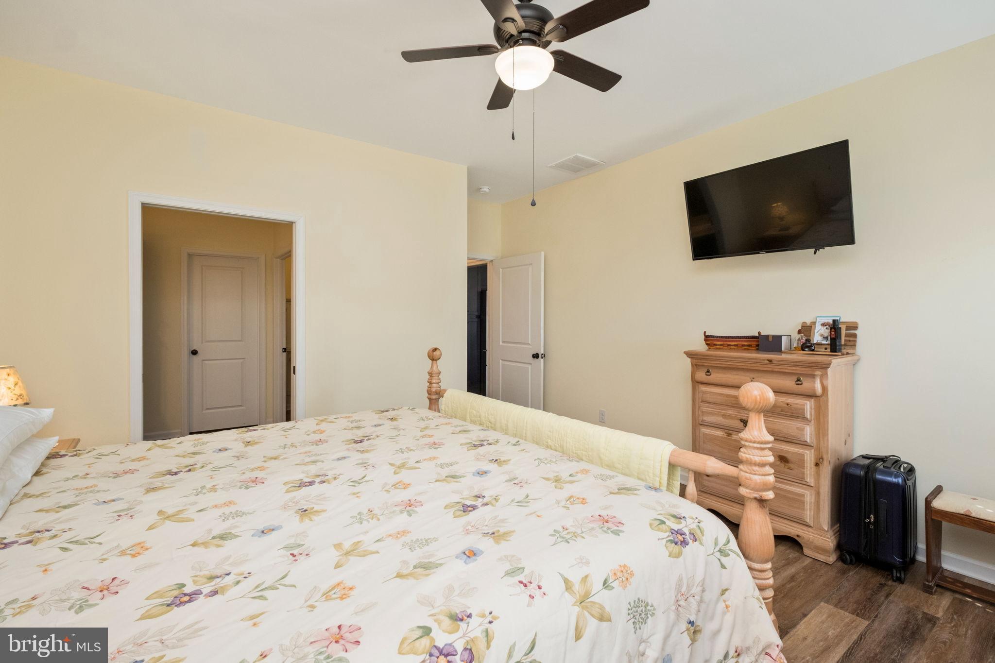 BRIDGEPORT - Residential