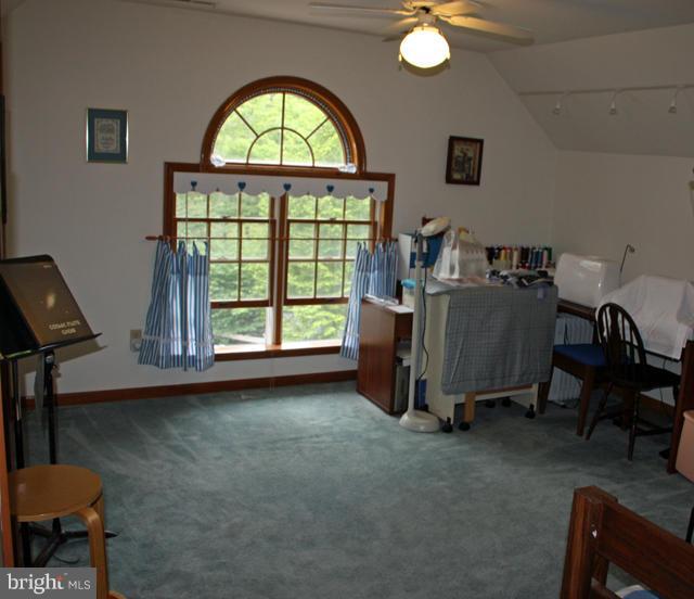 THE SOUNDINGS - Residential