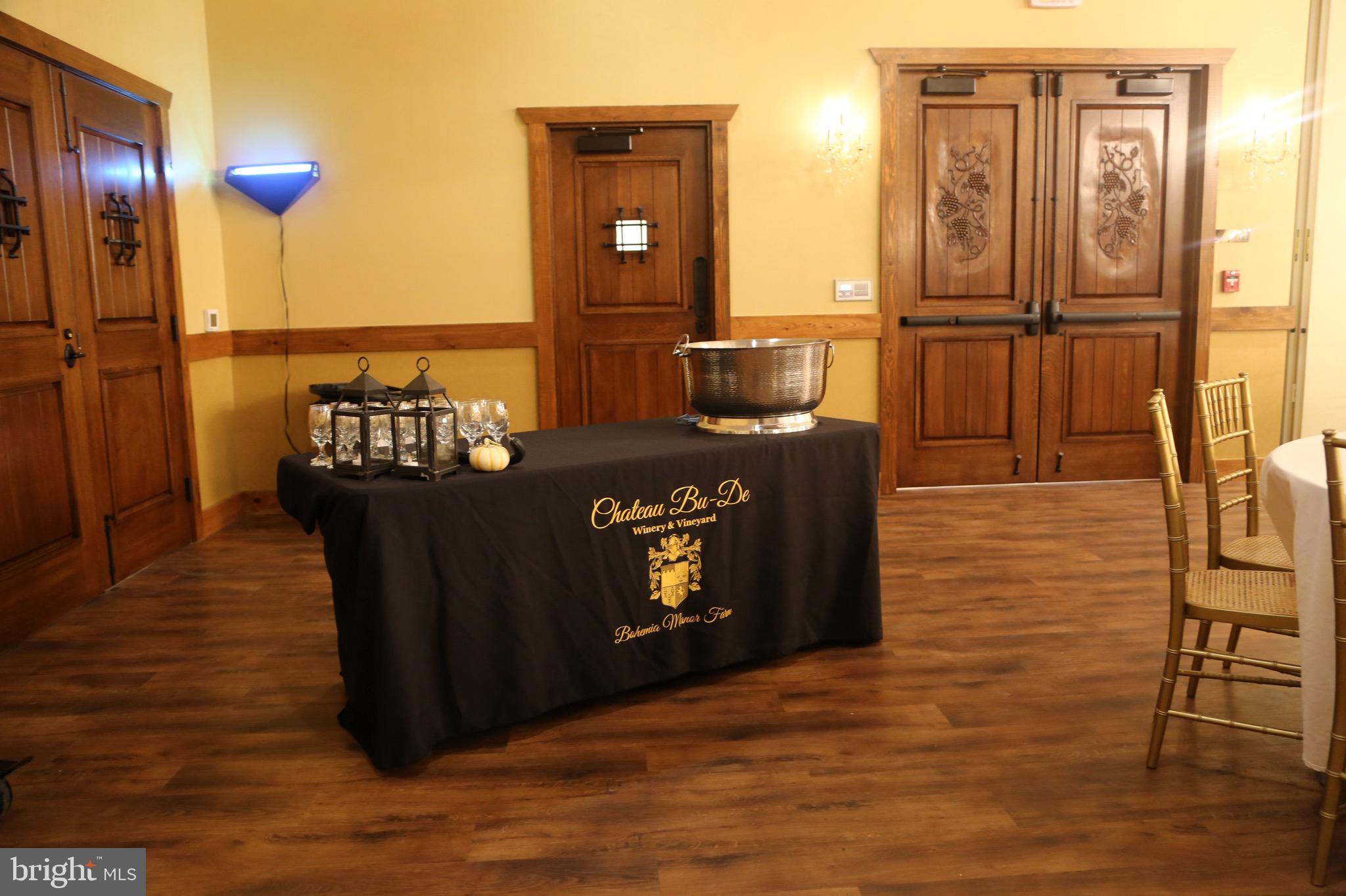 BOHEMIA MANOR - Farm