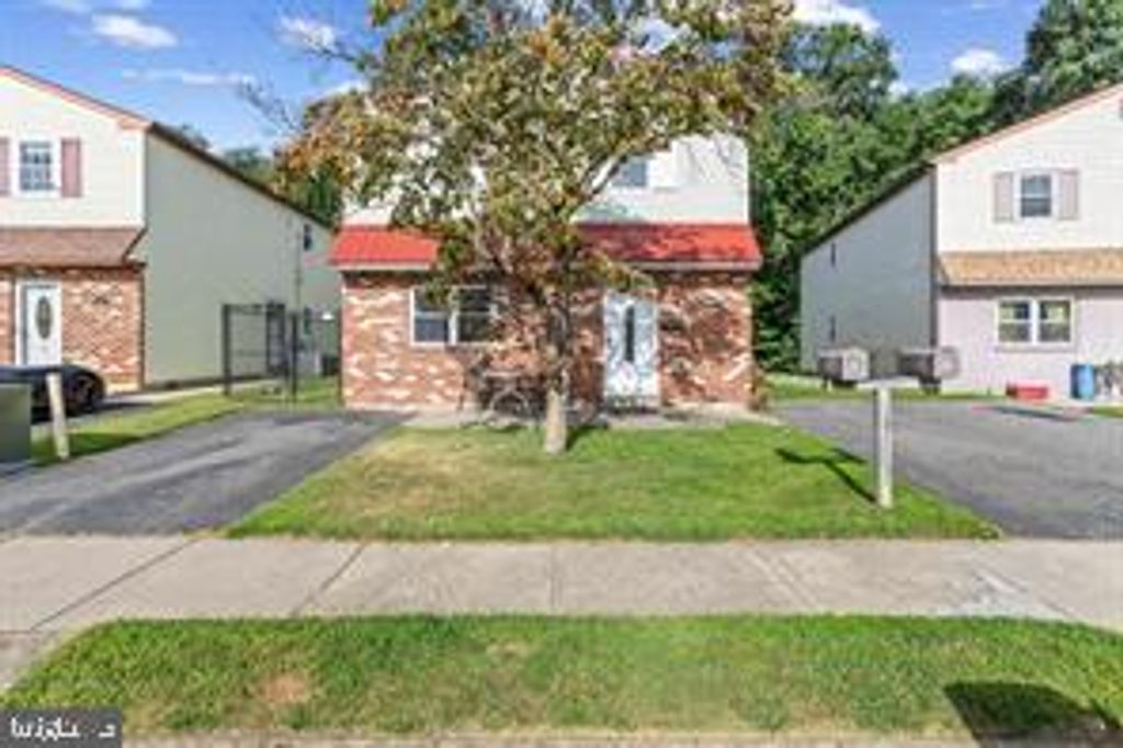 Photo of 513 Corinthian Avenue, ESSINGTON, PA 19029 (MLS # PADE2102490)