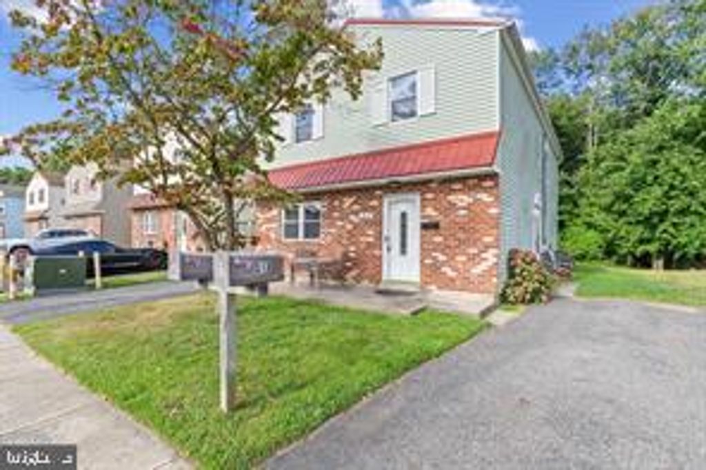 Photo of 513 Corinthian Avenue, ESSINGTON, PA 19029 (MLS # PADE2102490)