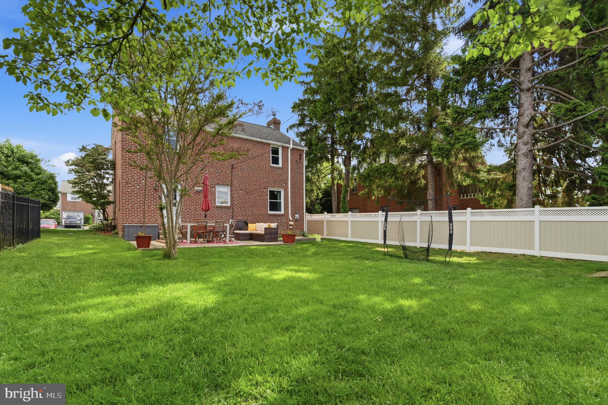 LYNNEWOOD GDNS - Residential