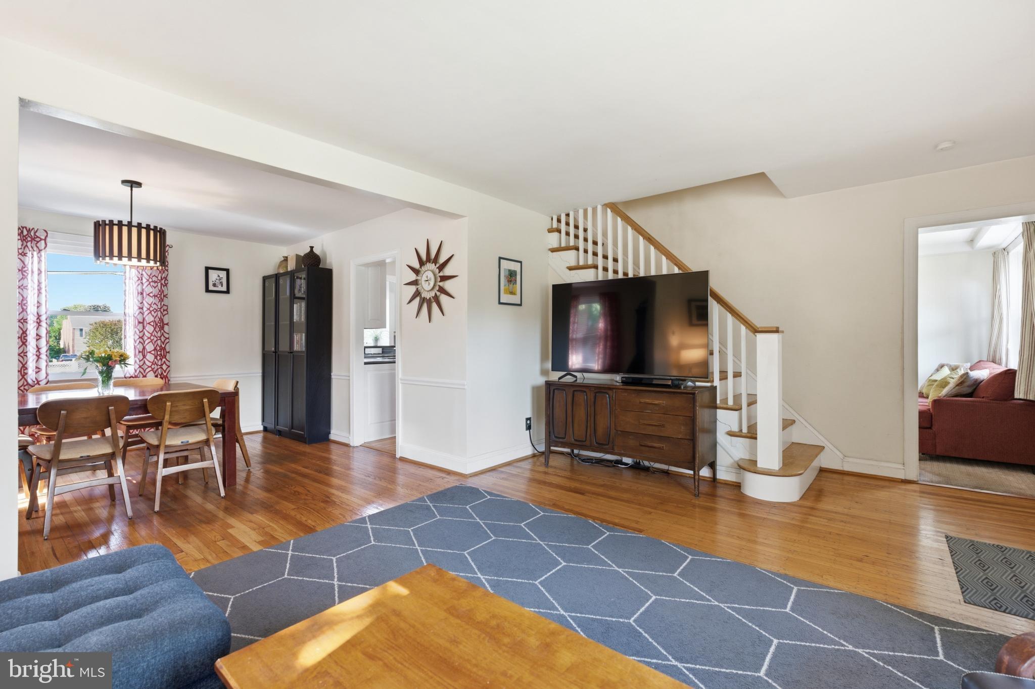 LYNNEWOOD GDNS - Residential