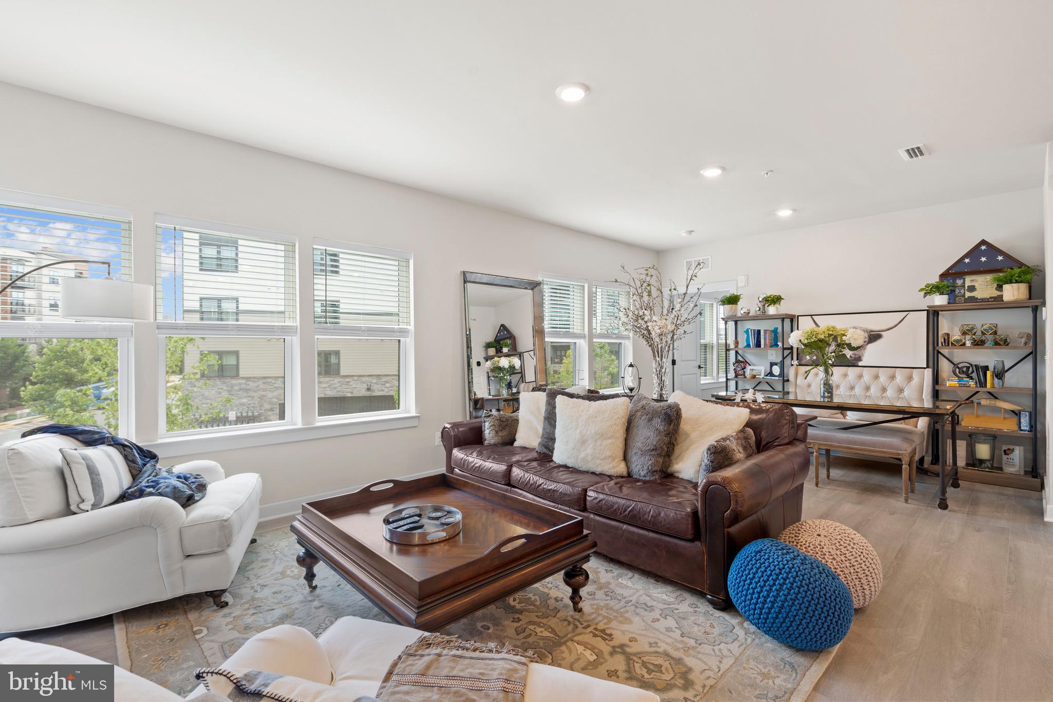 WOODLAND PARK STATION - Residential Lease