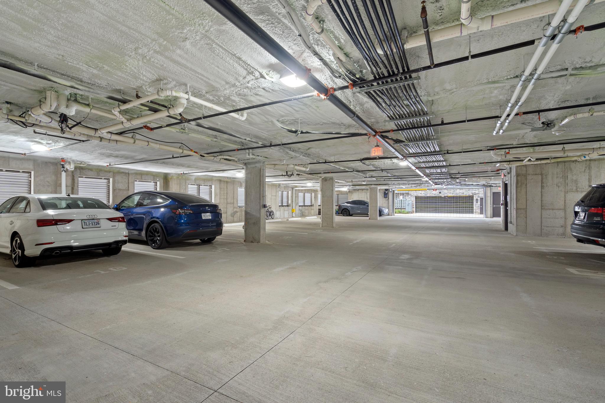 WOODLAND PARK STATION - Residential Lease