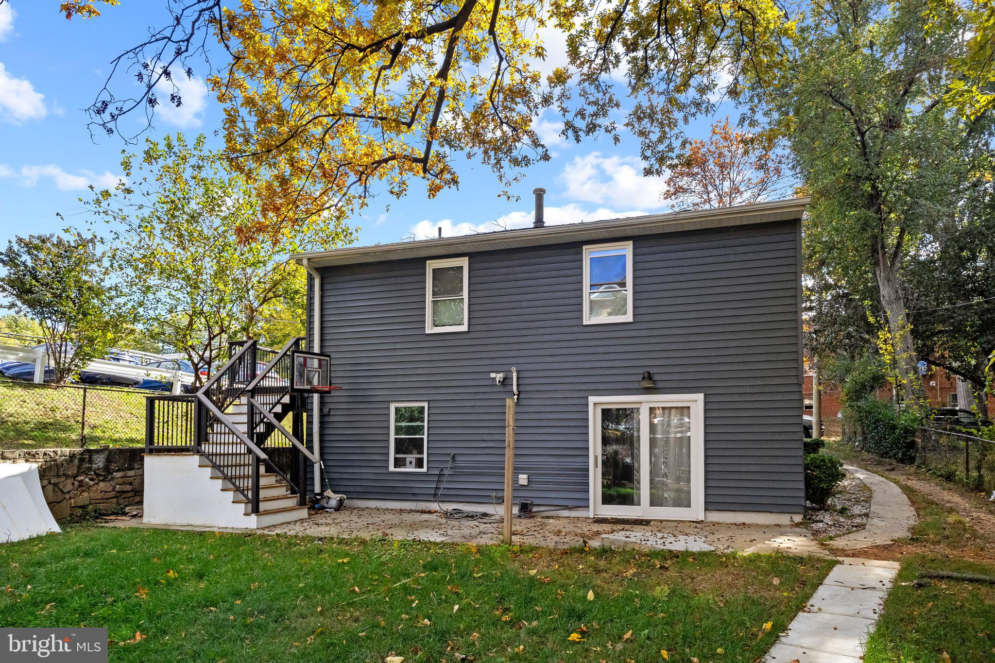 HYATTSVILLE HILLS - Residential