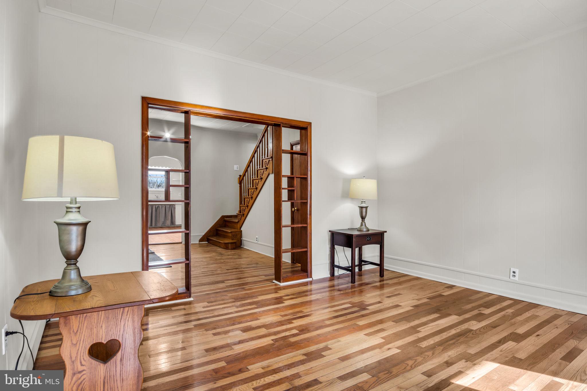 NEWPORT - Residential