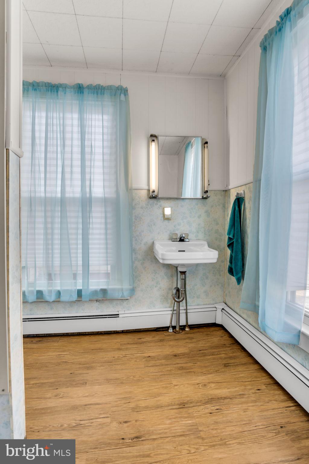 NEWPORT - Residential